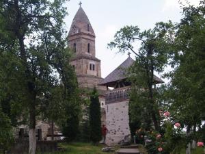 Biserica Sfântul Nicolae din Densuș